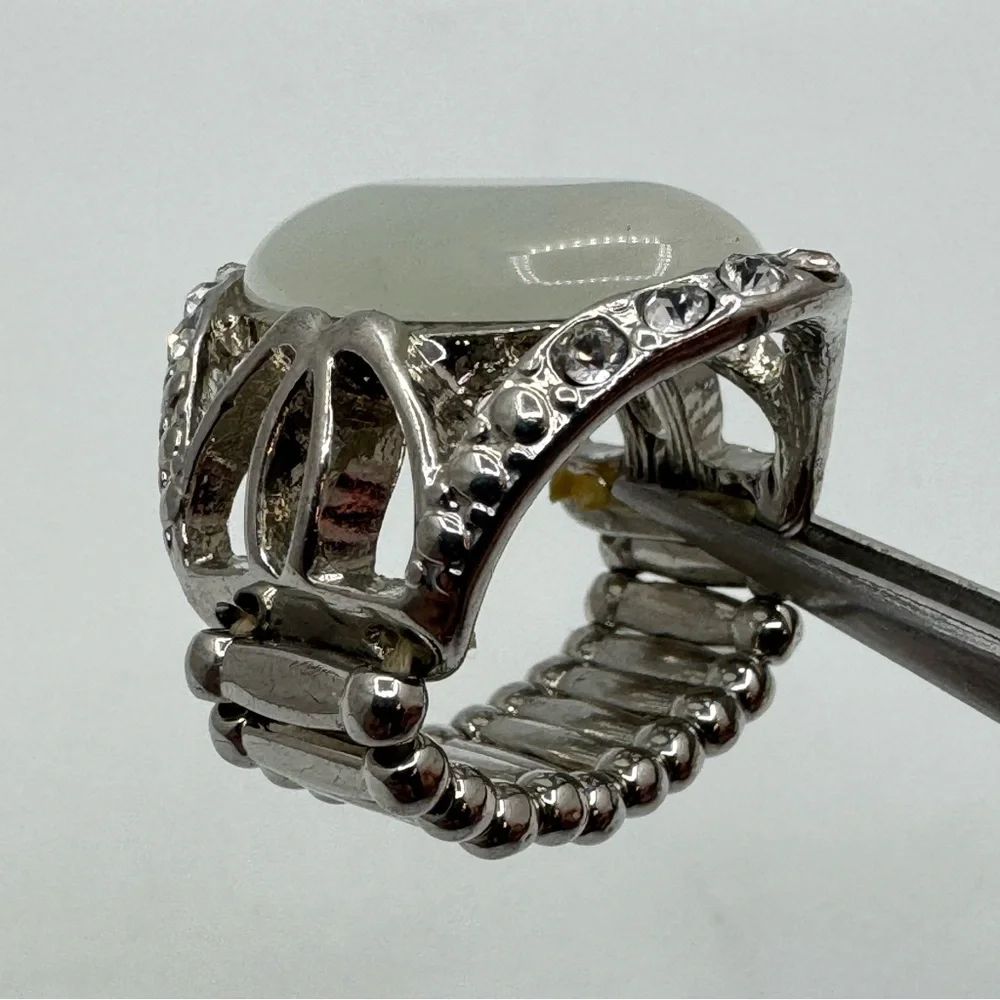 Silver Tone Cat’s Eye Stretch Statement Ring w/ Rhinestone Halo | Adjustable